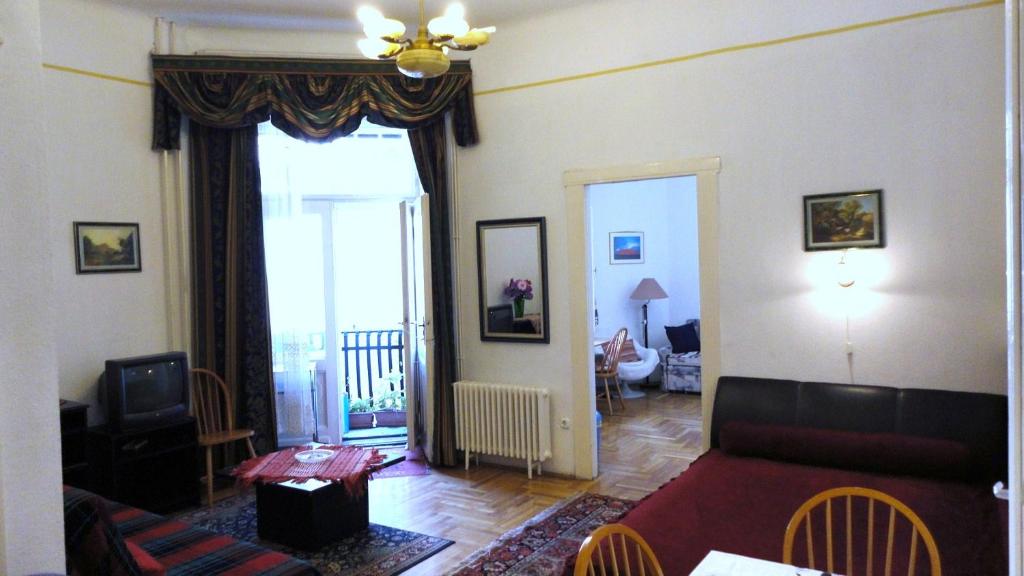 Апартаменты (Апартаменты с балконом (5 взрослых)), Garibaldi 5 Apartments & Rooms