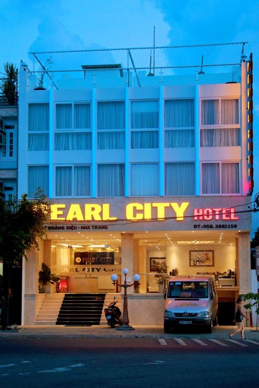 Отель Pearl City Hotel, Нячанг