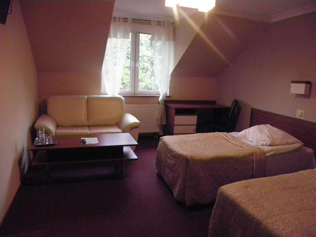 Двухместный (Бюджетный двухместный номер с 1 кроватью) мотеля Motel Tower, Торунь