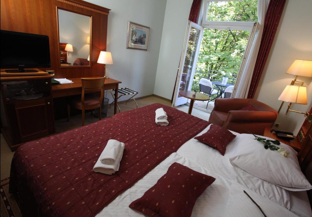 Двухместный (Двухместный номер «Комфорт» с 1 кроватью и балконом) отеля Hotel Korana Srakovcic, Карловац