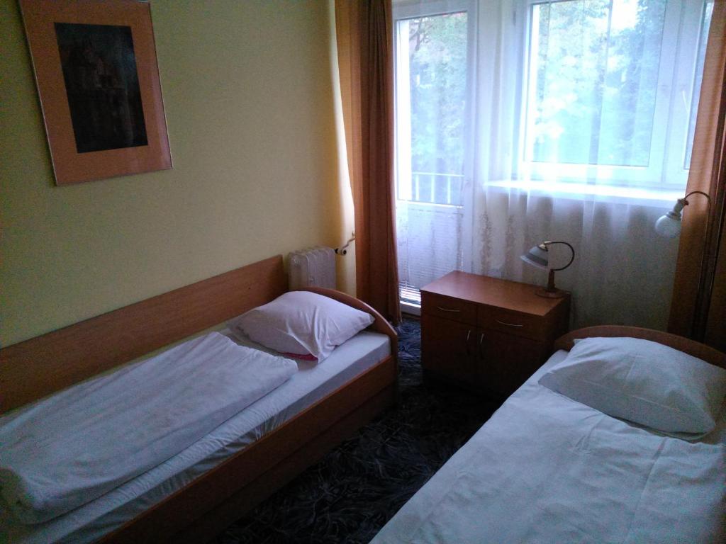Двухместный (Двухместный номер с 2 отдельными кроватями) отеля Hotel Refleks, Торунь