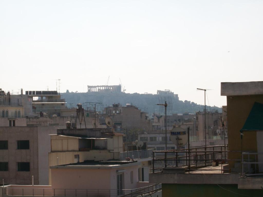 Сьюит (Люкс с видом на Акрополь) отеля Minoa Athens Hotel, Афины