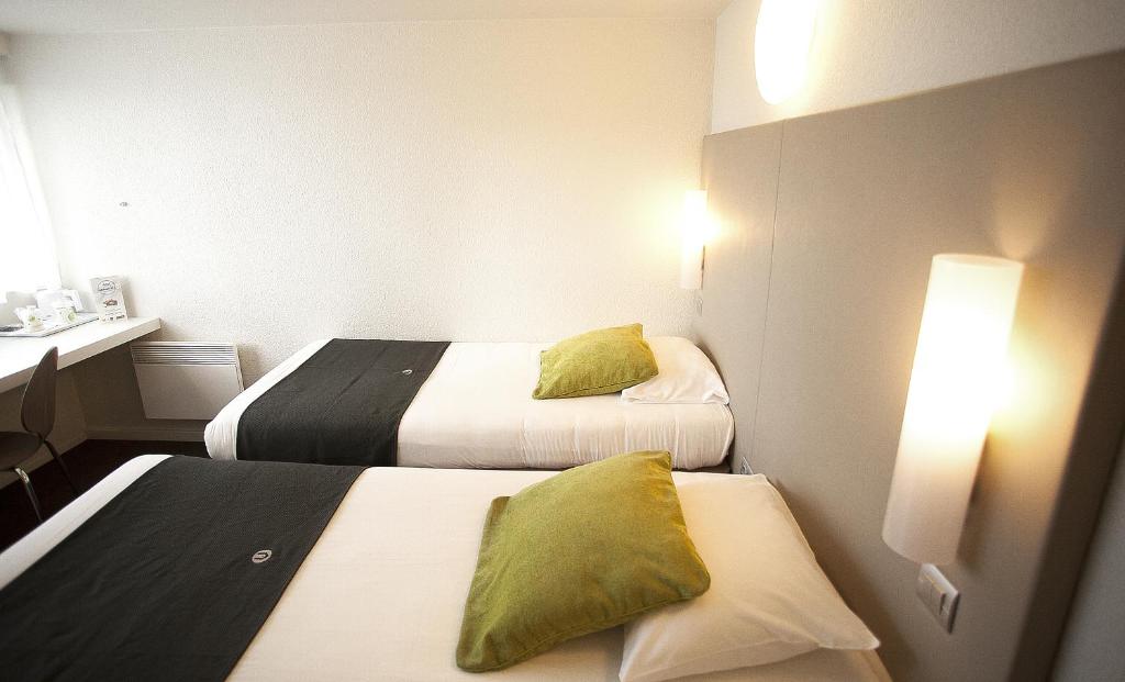 Двухместный (Двухместный номер «Новое поколение» с 2 отдельными кроватями) отеля Hôtel Campanile Strasbourg Aéroport Lingolsheim, Страсбург