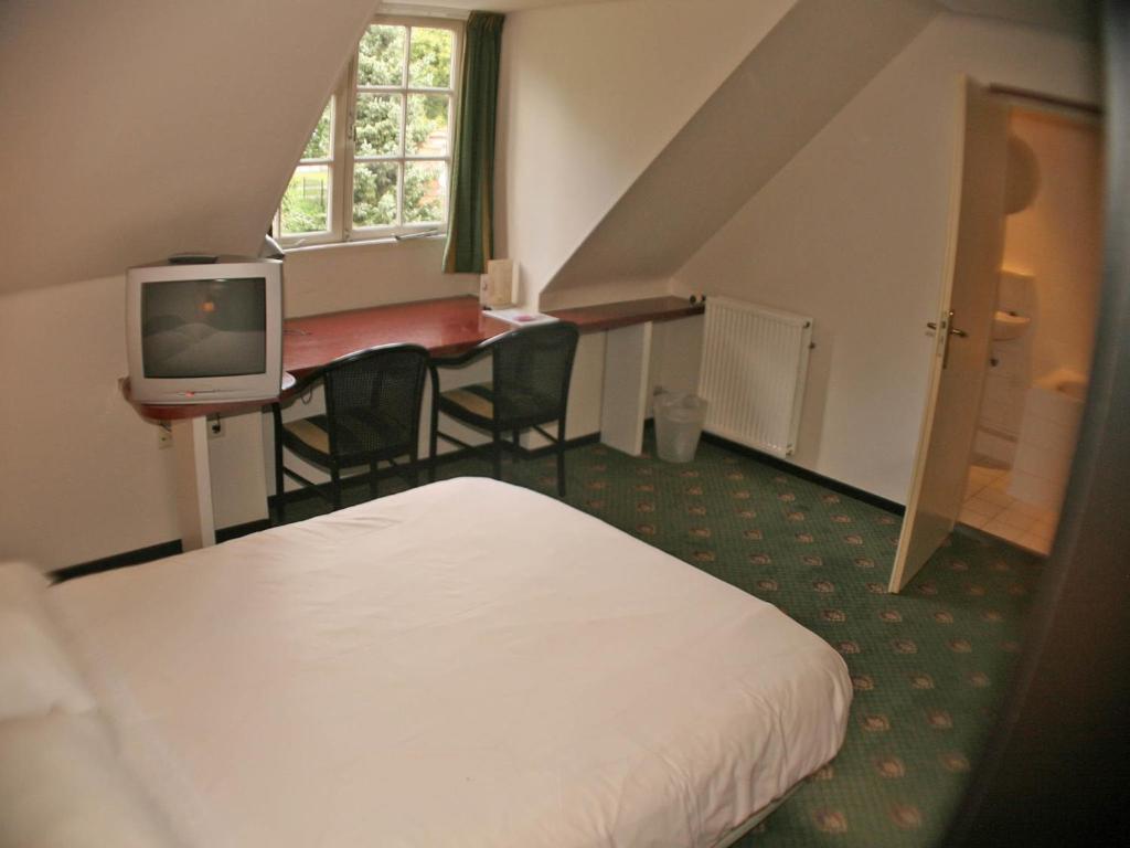 Двухместный (Двухместный номер с 1 кроватью) отеля Hotel de Collse Hoeve, Эйндховен