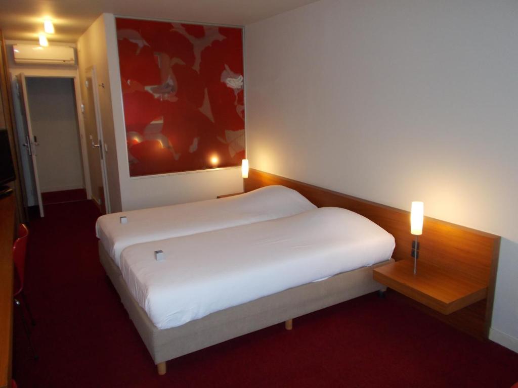 Двухместный (Двухместный номер с 2 отдельными кроватями) отеля Hotel Corbie Lommel, Ломмель