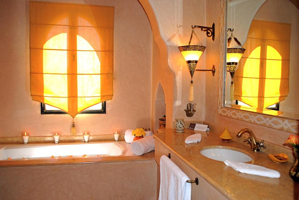 Двухместный (Двухместный номер Делюкс с 1 кроватью), Riad Al Mendili Kasbah Private Resort & Spa