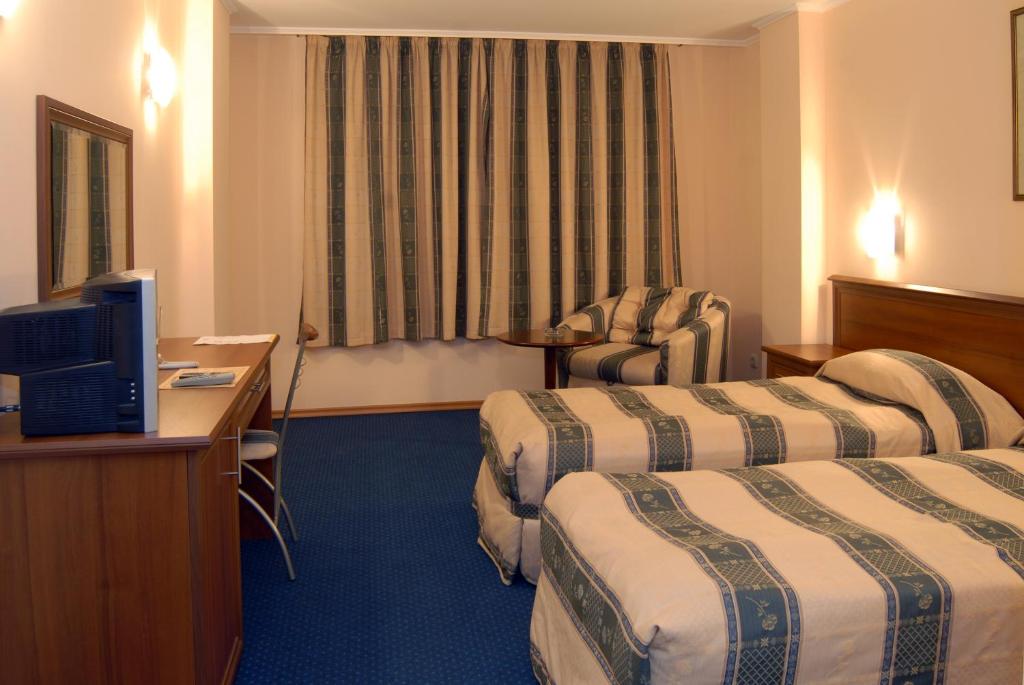 Двухместный (Двухместный номер с 1 кроватью или 2 отдельными кроватями) отеля Отель Луксор, Бургас