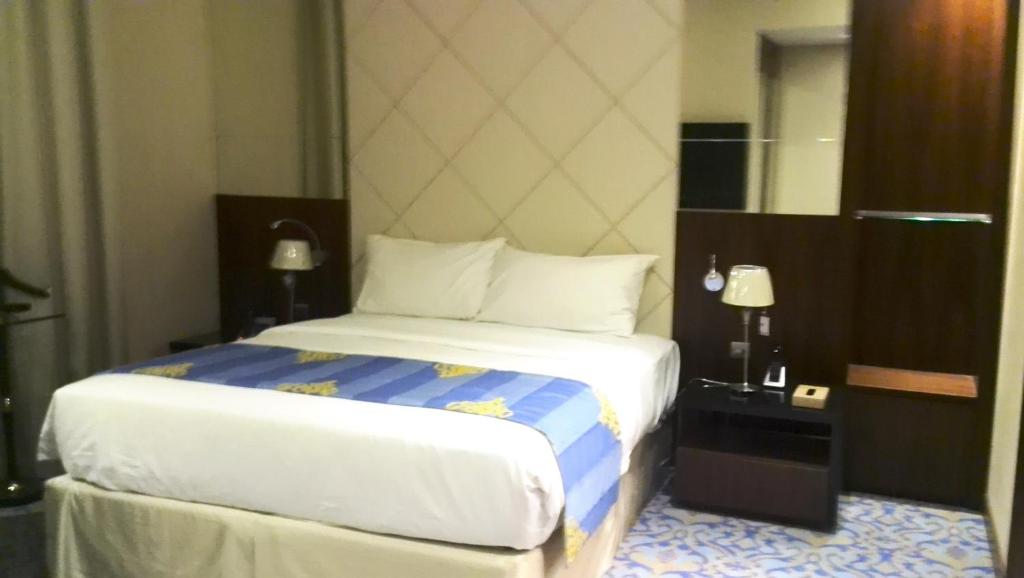 Двухместный (Двухместный номер Делюкс с 1 кроватью или 2 отдельными кроватями) отеля Raviz Center Point Hotel, Дубай