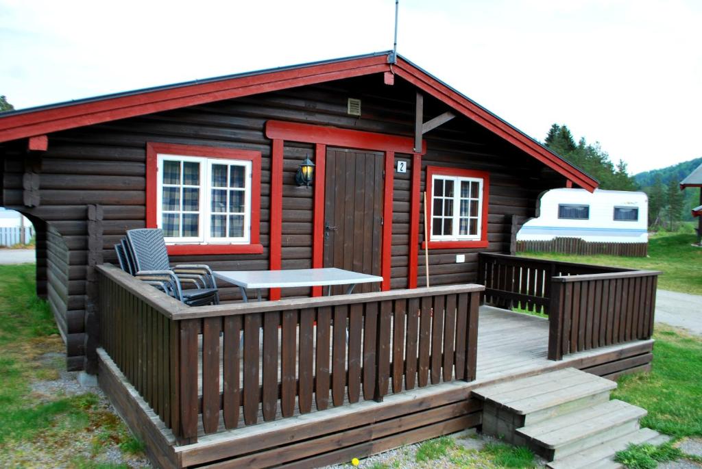Номер (Коттедж с 1 спальней и с собственной ванной комнатой) отеля Beverøya Camping, Бё