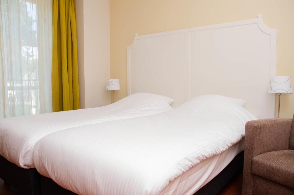 Двухместный (Стандартный двухместный номер с 2 отдельными кроватями) отеля Hotel Graaf Bernstorff, Схирмоннинг