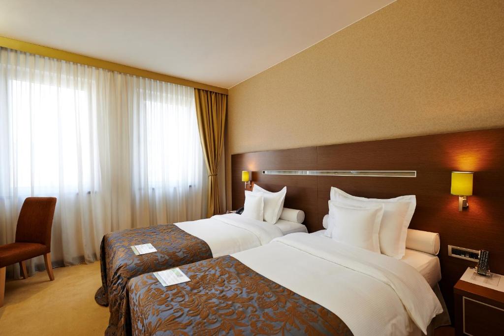 Двухместный (Двухместный номер с 2 отдельными кроватями) отеля IN Hotel Beograd, Белград