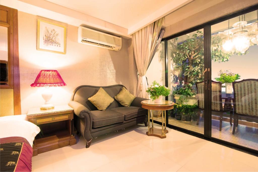 Двухместный (Двухместный номер «Гранд» Делюкс с 1 кроватью или 2 отдельными кроватями) отеля Diamond City, Бангкок