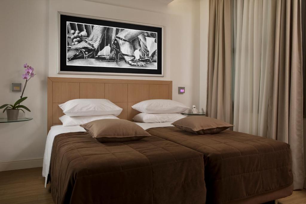 Двухместный (Стандартный двухместный номер с 2 отдельными кроватями) отеля Chic Hotel, Афины