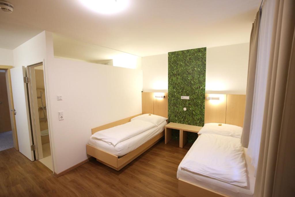 Двухместный (Двухместный номер с 2 отдельными кроватями) отеля Sankt Magdalena, Линц