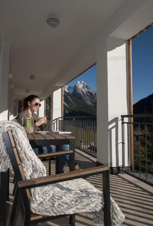 Апартаменты (Апартаменты Делюкс с балконом) апарт-отеля Arlberglife Apartments, Санкт-Антон-ам-Арльберг