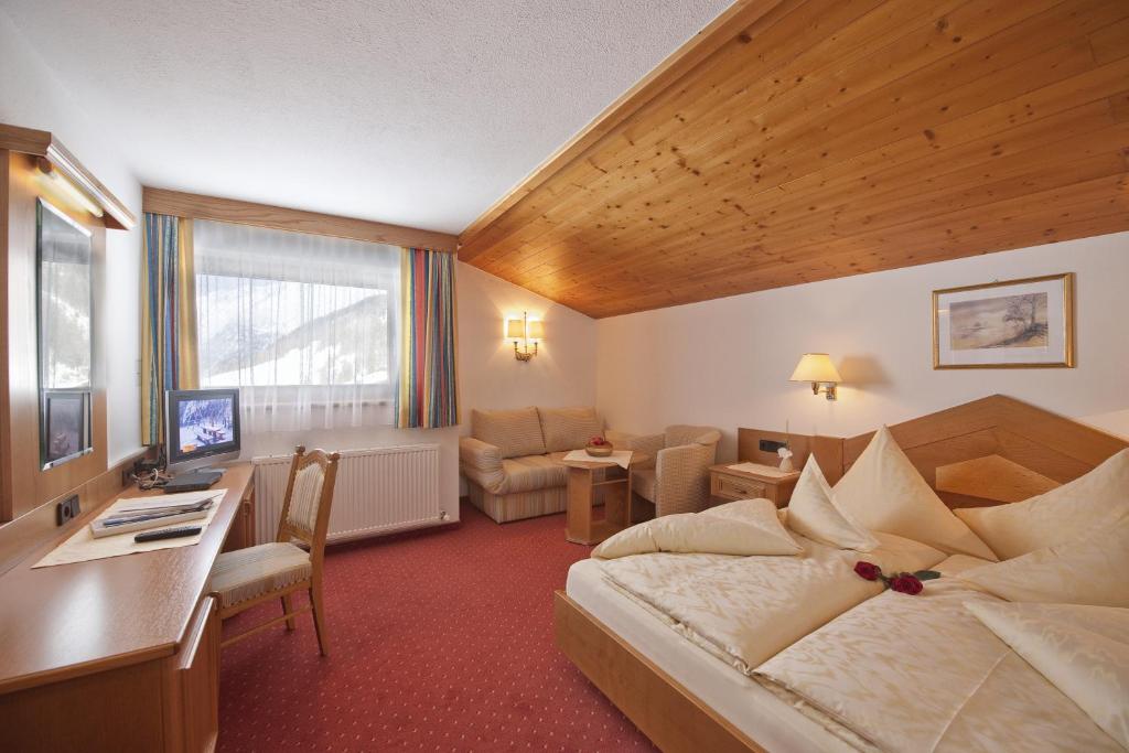 Двухместный (Двухместный номер «Комфорт» с 1 кроватью) отеля Hotel Jagdhof, Обергургль