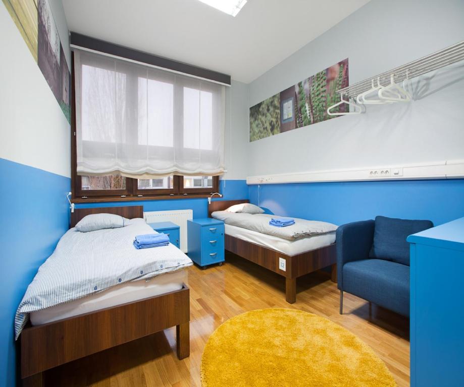 Двухместный (Двухместный номер с 2 отдельными кроватями) хостела Hostel Bureau, Загреб