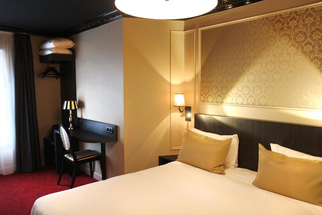 Двухместный (Улучшенный номер с кроватью размера «queen-size»), Best Western Le Montmartre – Saint Pierre