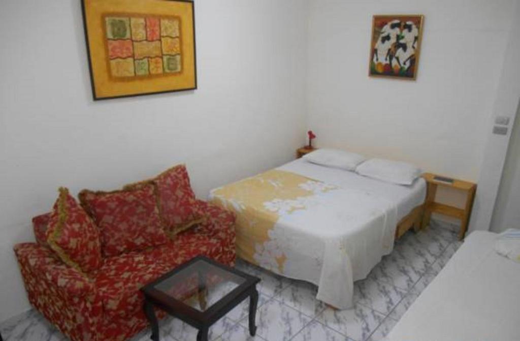 Трехместный (Трехместный номер с ванной комнатой) гостевого дома Lucy Rooms, Хуан-Долио