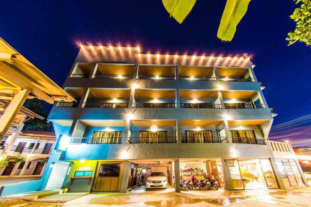 Двухместный (Двухместный номер с 2 отдельными кроватями и террасой) гостевого дома Sri Chada Hotel, Кхаулак