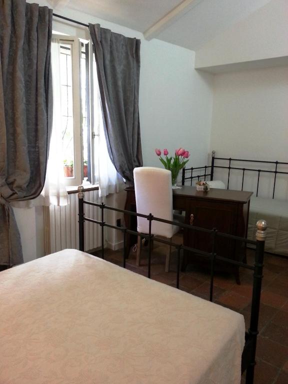 Трехместный (Трехместный номер с собственной ванной комнатой) отеля Gioia House, Милан