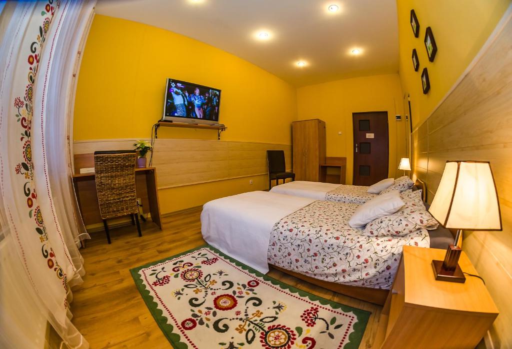 Двухместный (Двухместный номер с 1 кроватью или 2 отдельными кроватями) хостела Hostel Kamienica, Плоцк
