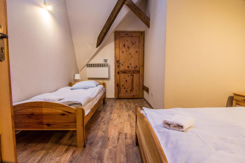 Трехместный (Трехместный номер с общей ванной комнатой), Top Hostel Pokoje Gościnne