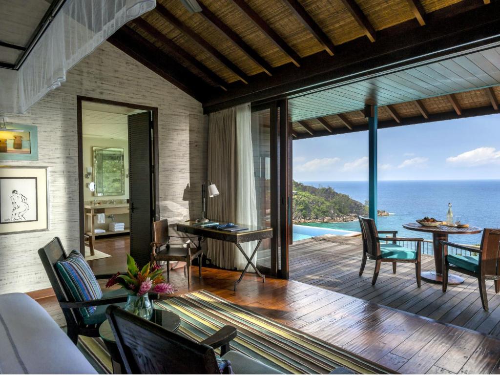 Вилла (Вилла с видом на океан - Вершина холма), Four Seasons Resort Seychelles