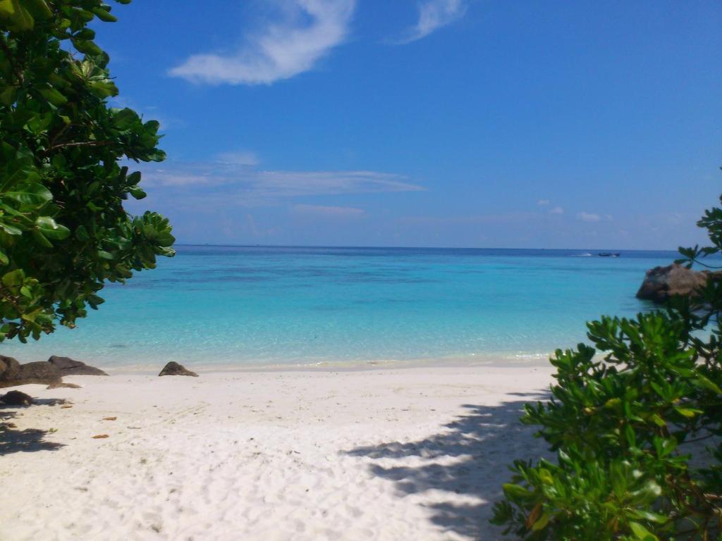 Номер (Бунгало - С видом на пляж), Ten Moons Lipe Resort