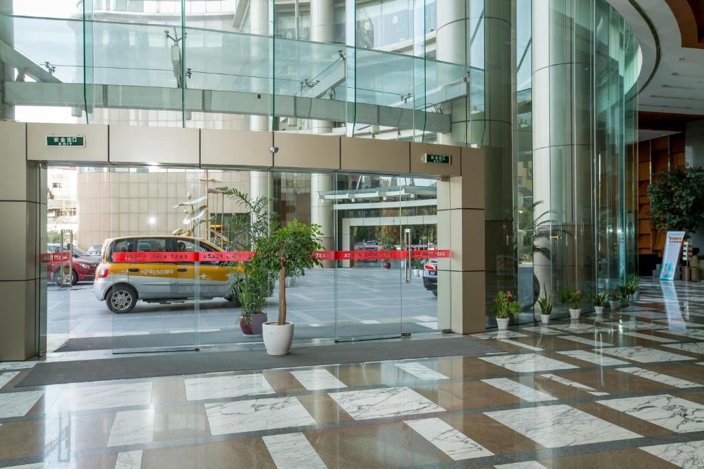 Westlake 7 Service Apartment