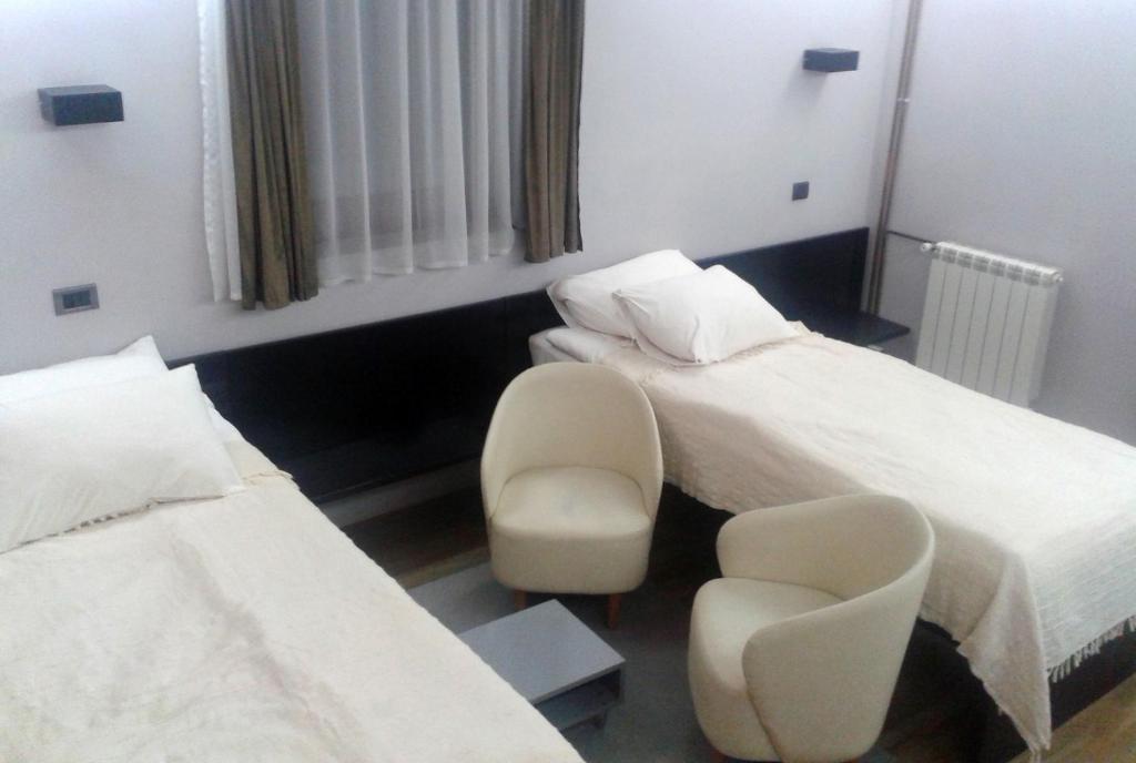 Двухместный (Двухместный номер с 1 кроватью или 2 отдельными кроватями и балконом) отеля Hotel Ozon, Копаоник