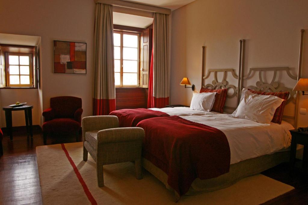 Двухместный (Улучшенный двухместный номер с 1 кроватью или 2 отдельными кроватями) отеля Pousada Convento de Tavira, Тавира
