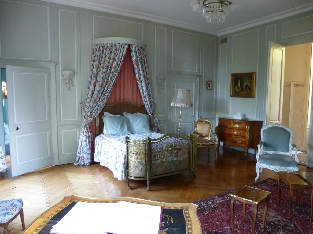 Двухместный (Двухместный номер Делюкс с 1 кроватью) отеля Chateau de la Voute, Ле-Ман