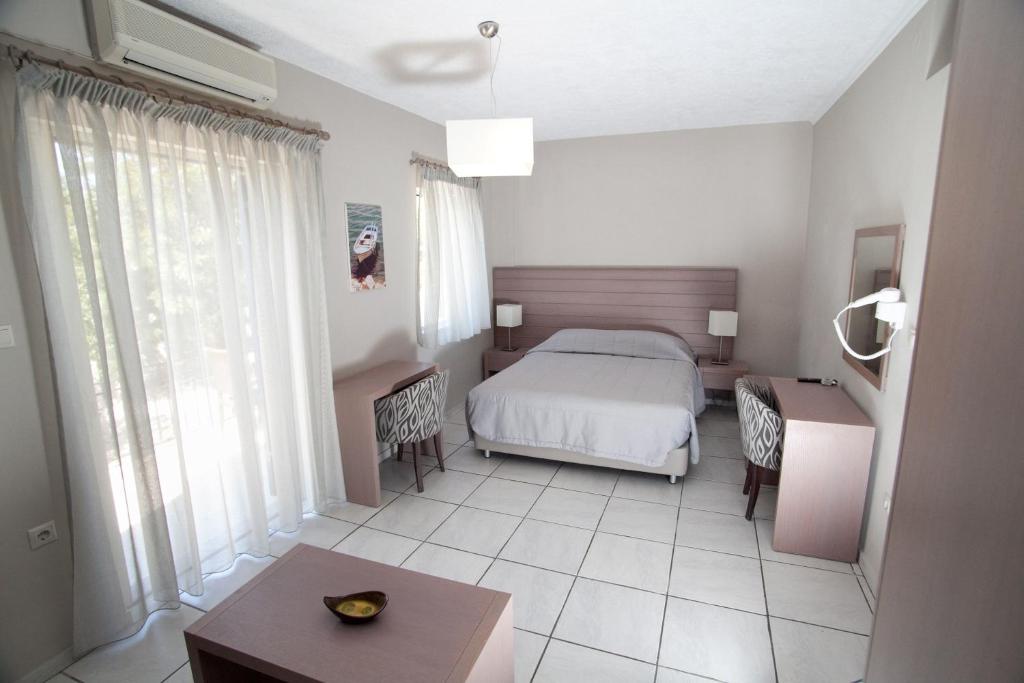 Сьюит (Апартаменты с 2 спальнями) отеля Kalydna Island Hotel, Панормос-Калимнос