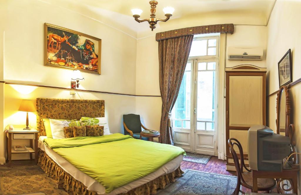 Двухместный (Двухместный номер с 1 кроватью, собственной ванной комнатой и боковым видом на море) отеля Philip House Hotel, Александрия