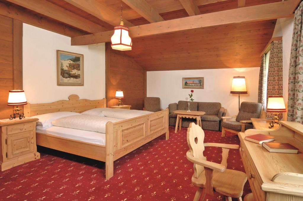Двухместный (Двухместный номер Делюкс с 1 кроватью) отеля Hotel Gletschergarten, Гриндельвальд