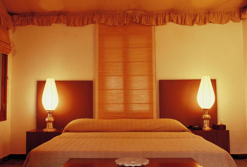 Двухместный (Двухместный номер Делюкс с 1 кроватью) курортного отеля SHREYAS YOGA RETREAT, BANGALORE, Бангалор