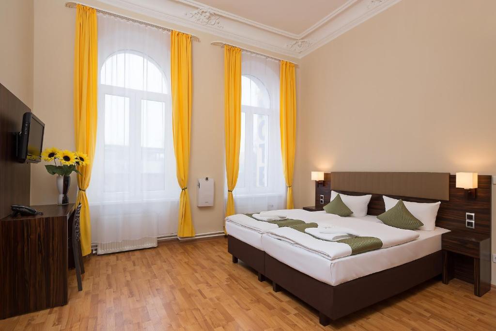 Двухместный (Двухместный номер с 1 кроватью или 2 отдельными кроватями) отеля Hotel Abendstern, Берлин