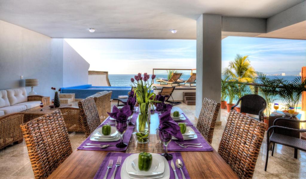 Сьюит (Люкс с 3 спальнями с собственным бассейном), Vallarta Shores Beach Hotel