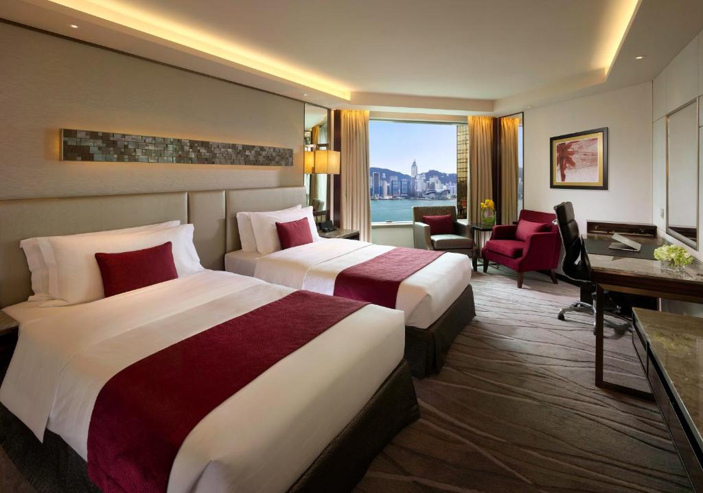 Трехместный (Classic Twin Room with Skyline Harbour View) отеля InterContinental Grand Stanford Hong Kong, Гонконг (город)