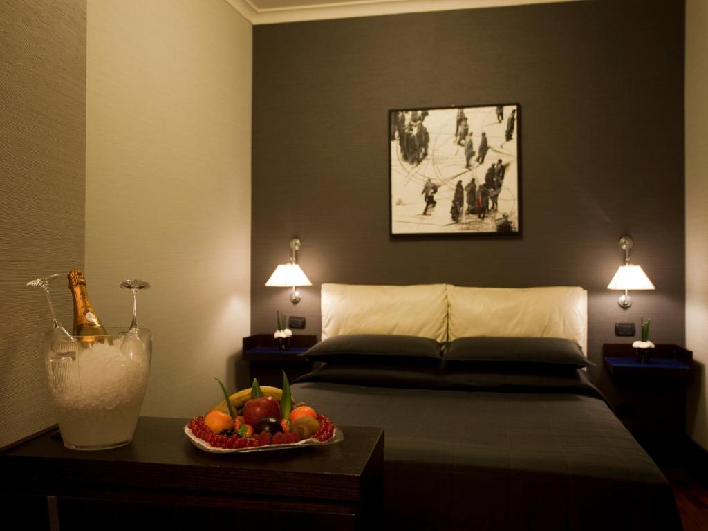 Одноместный (Улучшенный двухместный номер с 1 кроватью - Для одноместного размещения) отеля Suite Valadier, Рим