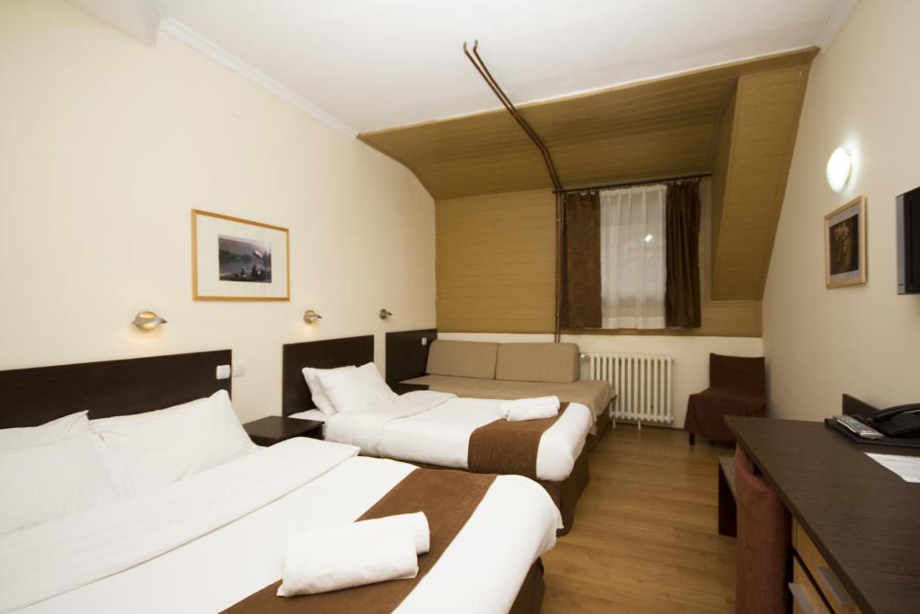 Двухместный (Двухместный номер «Комфорт» с 1 кроватью) отеля Hotel Junior, Копаоник