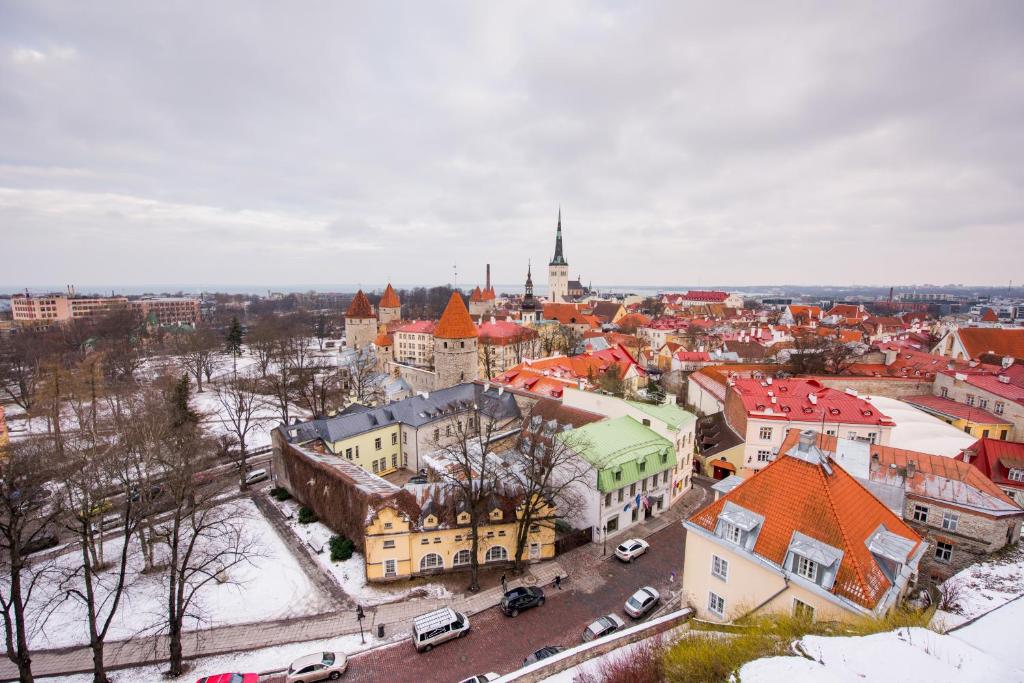 Апартаменты (Апартаменты с 2 спальнями и сауной: ул. Toom-Rüütli, 12), Tallinn City Apartments Old Town Toompea