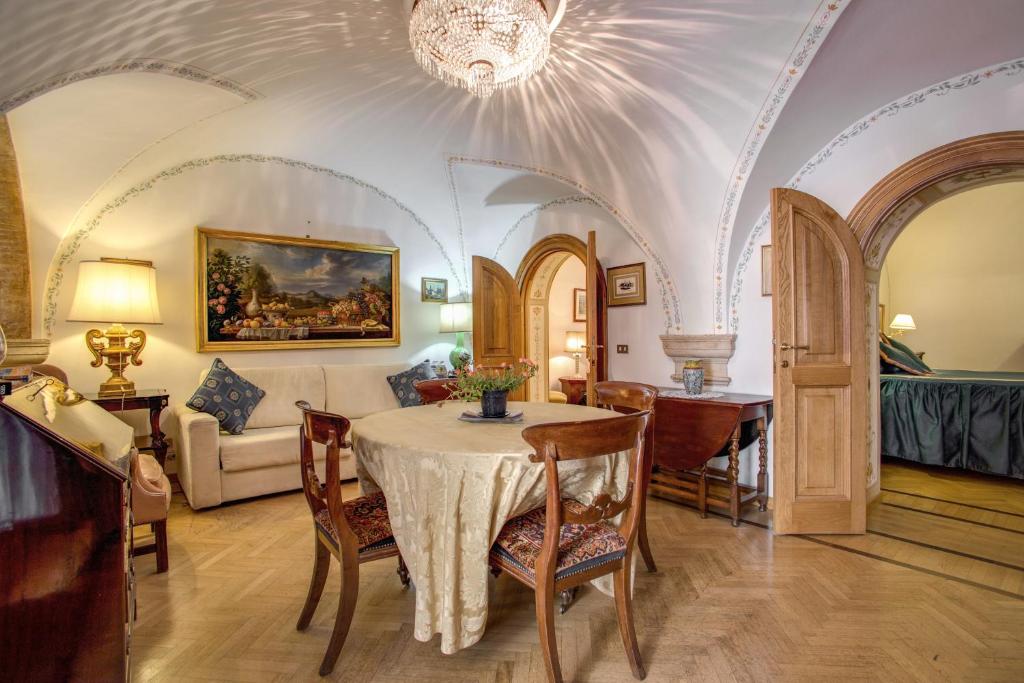 Апартаменты (Апартаменты с террасой), Navona Gallery & Garden Suites