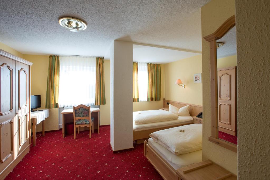 Двухместный (Стандартный двухместный номер с 1 кроватью) отеля Hotel Bauer garni, Ингольштадт