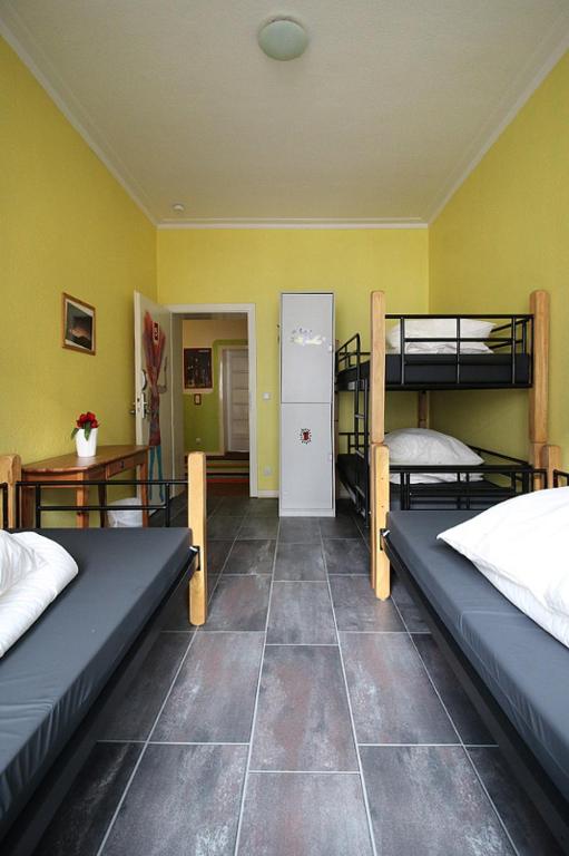 Номер (Кровать в общем номере с 4 кроватями), Backpackers Düsseldorf