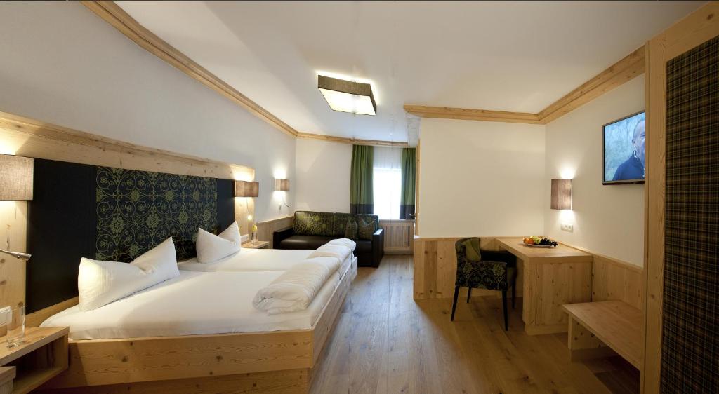 Двухместный (Улучшенный двухместный номер с 1 кроватью) отеля Hotel Bierwirt, Инсбрук