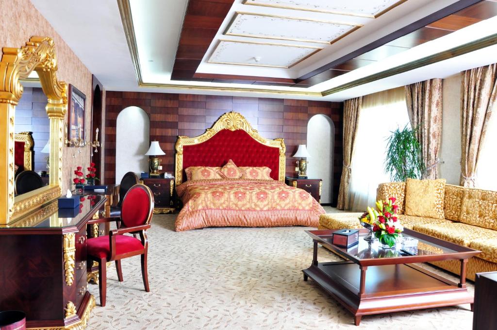 Семейный (Королевский люкс) отеля Samaya Hotel Deira, Дубай