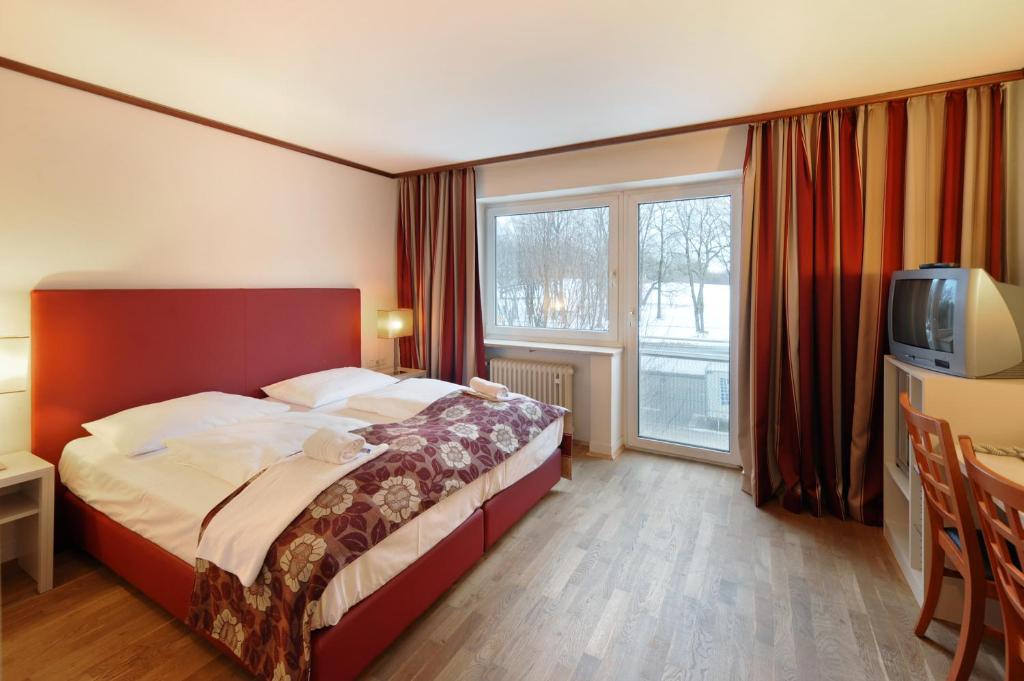 Двухместный (Двухместный номер «Комфорт» с 1 кроватью) отеля Ambassador Parkhotel, Мюнхен
