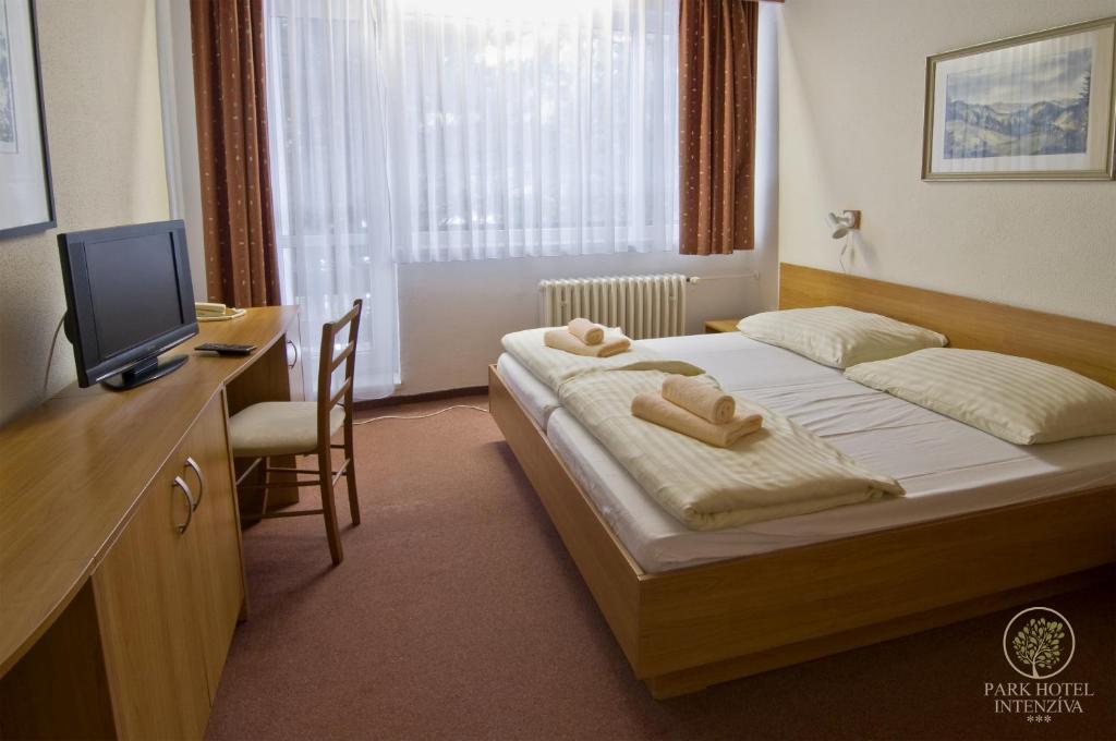 Двухместный (Двухместный номер с 1 кроватью или 2 отдельными кроватями) отеля Park Hotel Intenzíva, Братислава